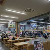 【和歌山県】とれとれ市場〜新鮮な海産物がそろう市場〜