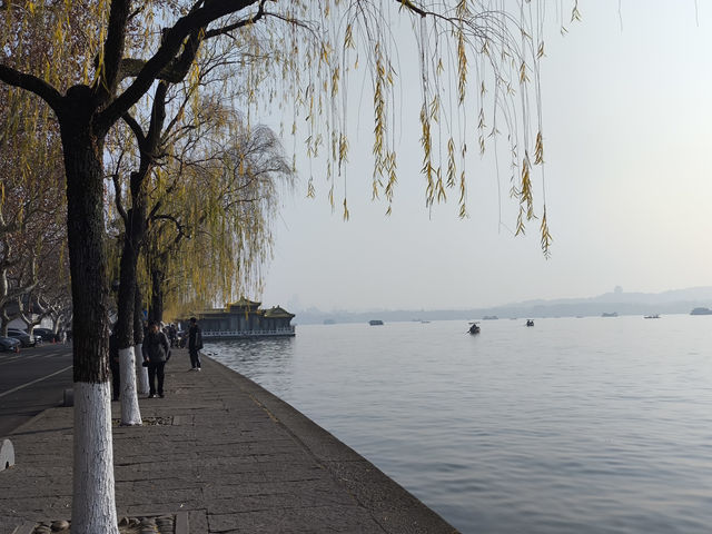 Morning walk at West Lake, Hangzhou