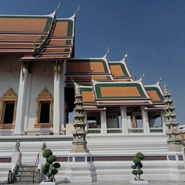 ชมความงามของพระวิหารวัดสุทัศน์✨️
