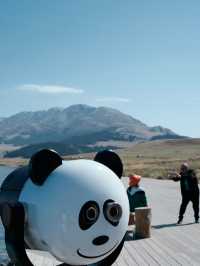 🇨🇳 Serenity Awaits: Exploring the Beauty of Sailimu Lake in Xinjiang