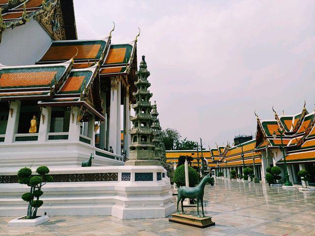 泰國曼谷市中心著名地標性寺廟景點：大鞦韆，適合拍照📸打卡冥想