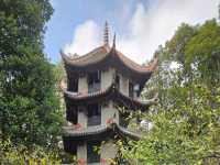 Honoring Du Fu’s legacy at his Chengdu retreat.