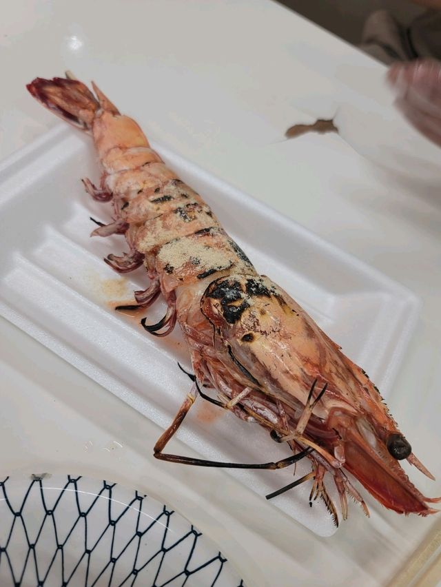 那麼漂亮的聖瑪麗亞號，能不搭看看嗎？