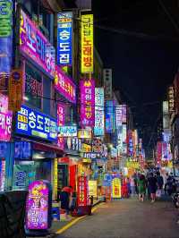🍢 BIFF Square – The Street Food & Movie Hub of Busan 🎬