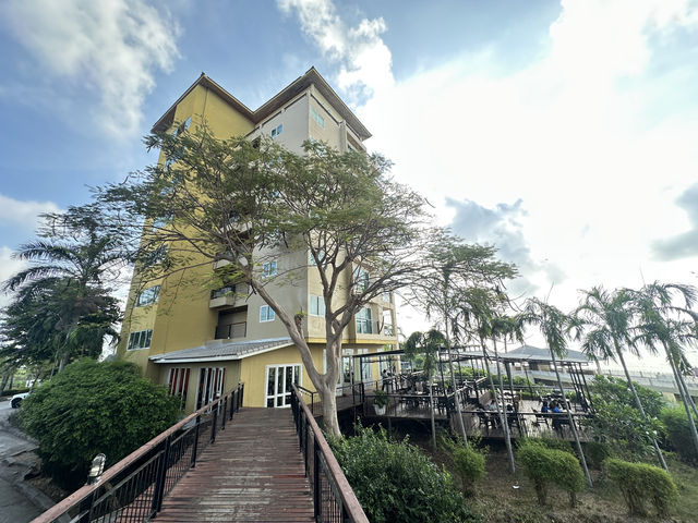 โรงแรมรอยัลพลา คลิฟฟ์ บีช จ.ระยอง🏝️