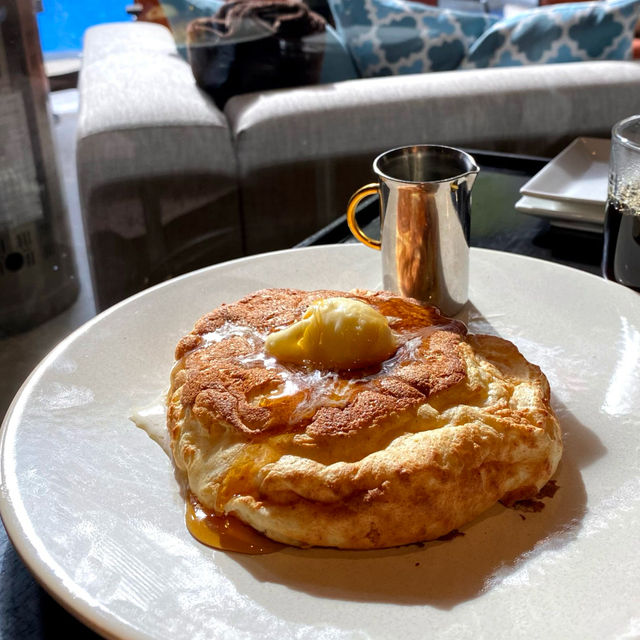 ホテルのレストランでふわふわパンケーキ🥞