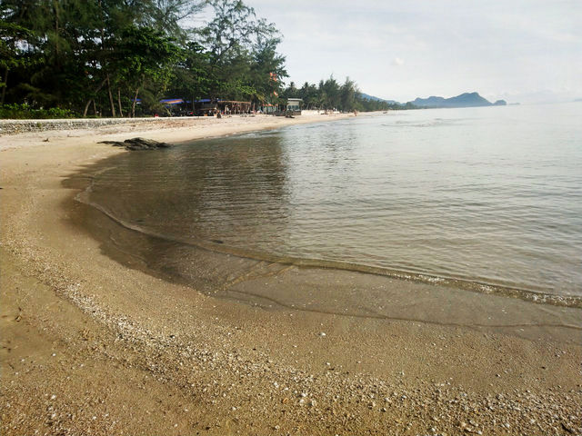 หาดในเพลา ขนอม
