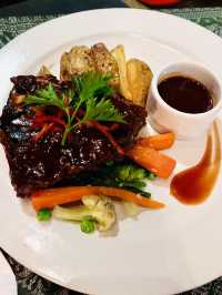 “Beautiful Spring Feast at Gedong Sisi”