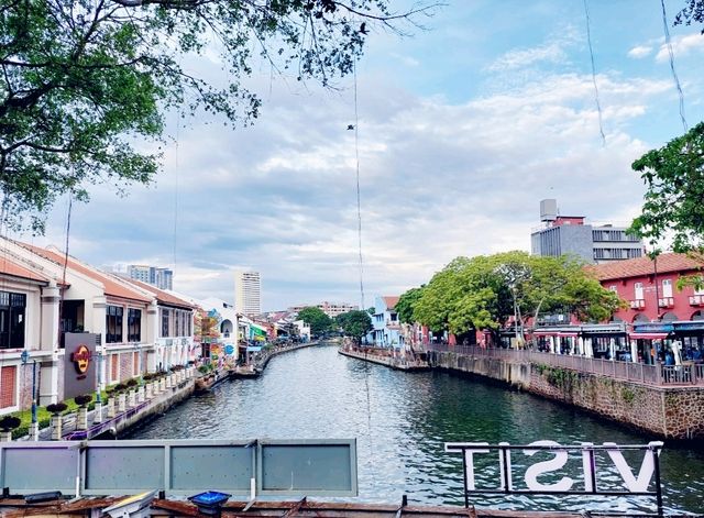 From Forts to Noodles: A Melaka Walk Filled with History and Flavor