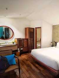 🏨✨ Amazing Stay at The Myst Dong Khoi – A Hidden Gem in Saigon’s Heart! 🌿🛁