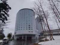 Snow Paradise Found – My Magical Stay at Hilton Niseko Village