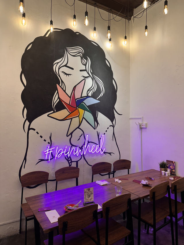 Pinwheel Retro Café: A Vintage Time Capsule