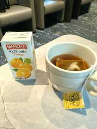 シンガポール　シンガポール観光　チャンギ空港T2 KrisFlyer Gold Loungeで過ごす！