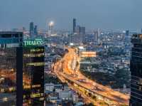 โรงแรมที่มีรูฟท้อปบาร์วิวสวยปังสุดในย่านสาทร 