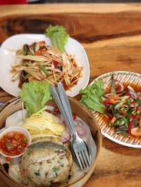 ข้าวลงเข่ง 🍽 ริมหาดวอนนภา🏖