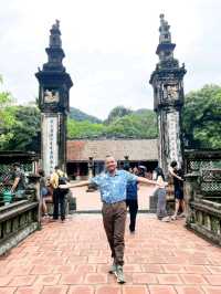 วัดหัวหลู่ King Dinh & Le Temples