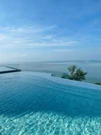 ใกล้ชิดทะเลและป่าโกงกางที่ Bayphere Pattaya 