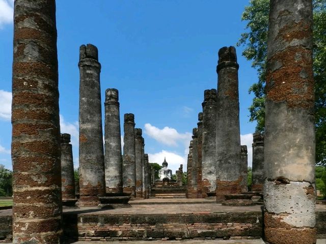 Sukhothai Serenity – Where Thailand’s Soul Was Born