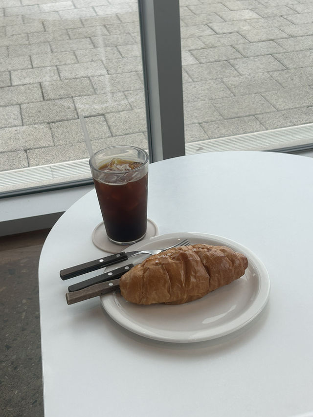 🌿 자연과 감성이 어우러진 힐링 공간, 카페 하이🤍