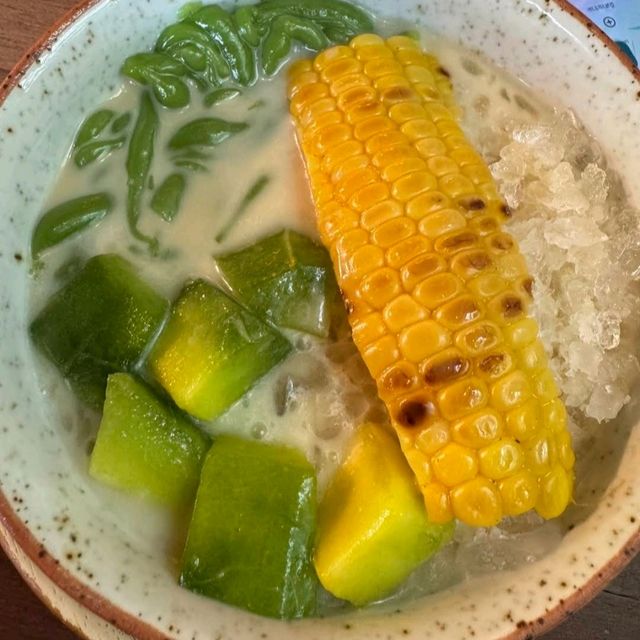 WAAN KRUNG • หวานกรุง - คาเฟ่ลอดช่อง