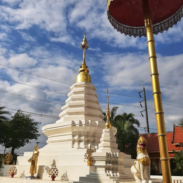 ชมเอกลักษณ์ของชาวไทลื้อที่วัดพระธาตุสบแวน