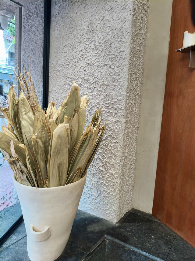 曼谷｜味道好高級 讓我陷入香氣宇宙！這間Copenn.把香氛變成一場藝術展，氣味控不能錯過🕯️💫