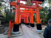 A Journey Through Fushimi Inari Shrine – Kyoto’s Vermilion Pathway