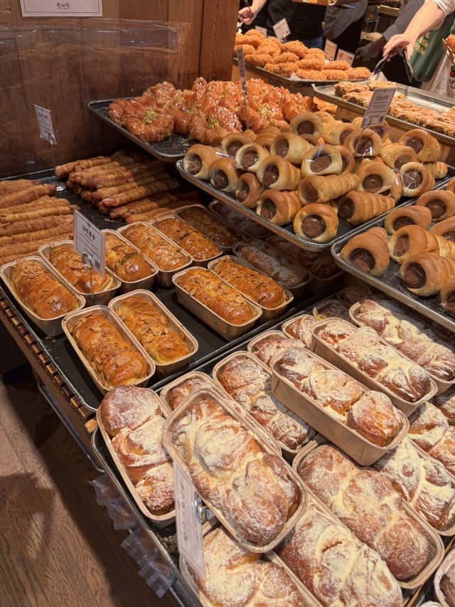 성심당 DCC점 먹방 힐링투어 추천! 본점과 또다른 느낌🥖