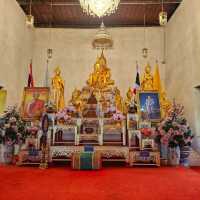 สักการะหลวงพ่อสุโขทัยที่นนทบุรี