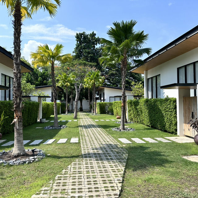 The Season Resort บ้านพักติดทะเล