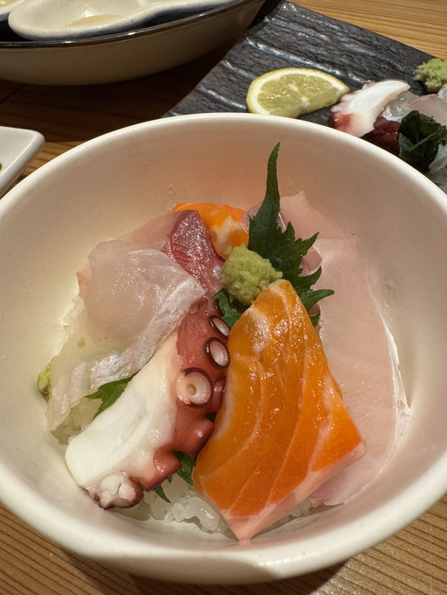 【福岡グルメ】旬の新鮮な魚やメニューが豊富な居酒屋🐟
