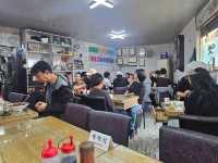 “Yeonnal Junggukjip: A Taste of Old Seoul’s Chinatown”