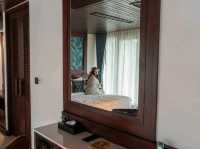 ที่พักภูเก็ตติดหาดราไวย์ เงียบสงบ ร่มรื่น 