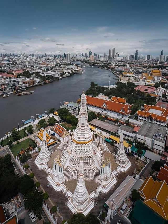ワットアルンの夕暮れは、まるで絵画のような美しさ。#タイ旅行 #ワットアルン