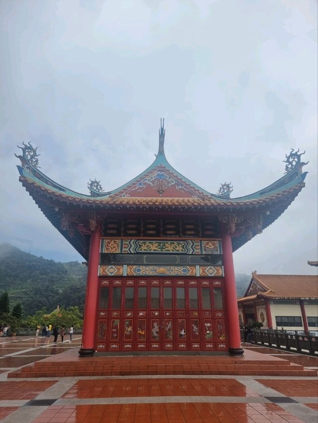 Chin Swee Caves Temple.