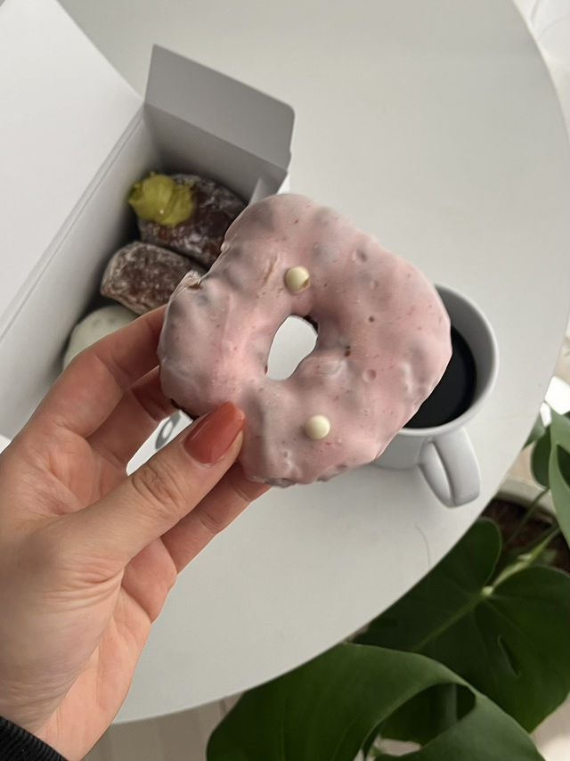 🍩【中目黒 I’m donut ?】ふわしゅわ、口どけ1秒。もう、これはドーナツじゃない。