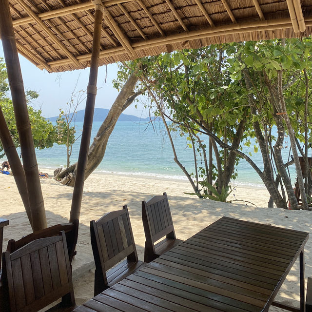 🌴 เกาะโหลน (Koh Lon) 