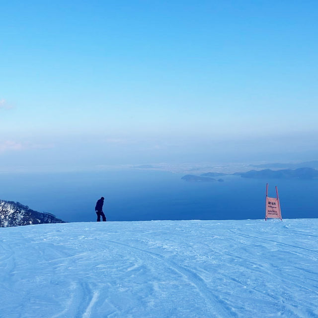 ❄️ 冬日仙境！琵琶湖滑雪場絕景體驗分享 🏂  