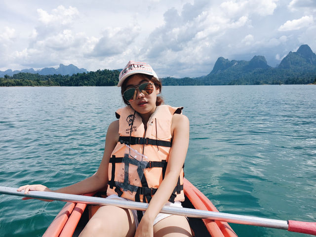 ล่องเรือชมเขื่อนรัชชประภา
