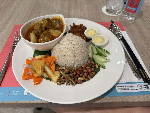 Curry Cravings Satisfied at Grandmama’s — Pavilion Damansara Heights