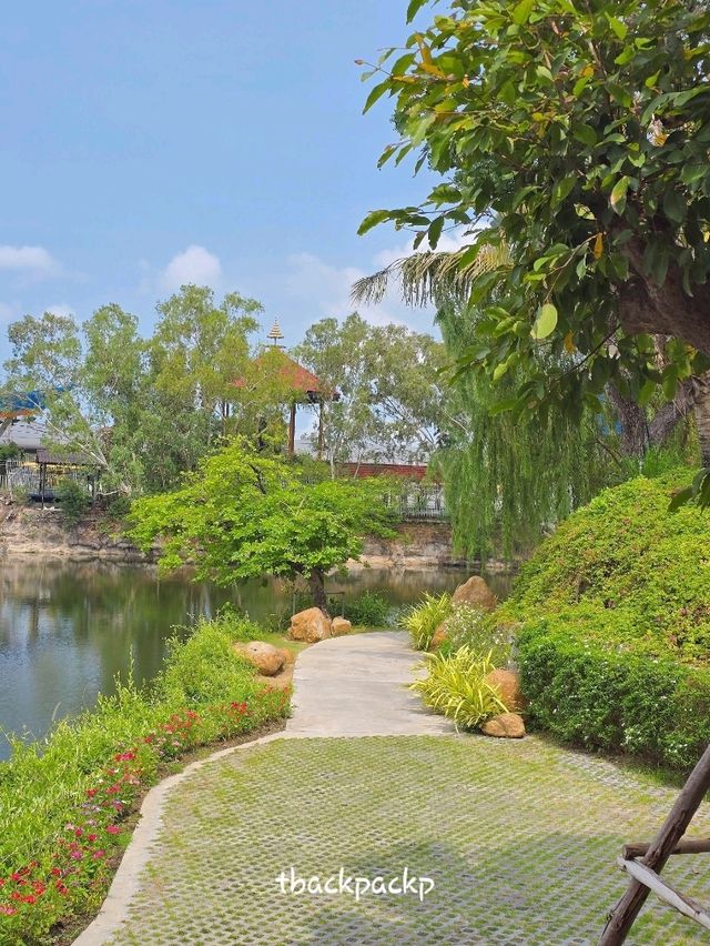 Cafe ที่บางแสน ฟีลเขาใหญ่ Serene House Cafe 🏡