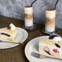 A WORKS CAFE