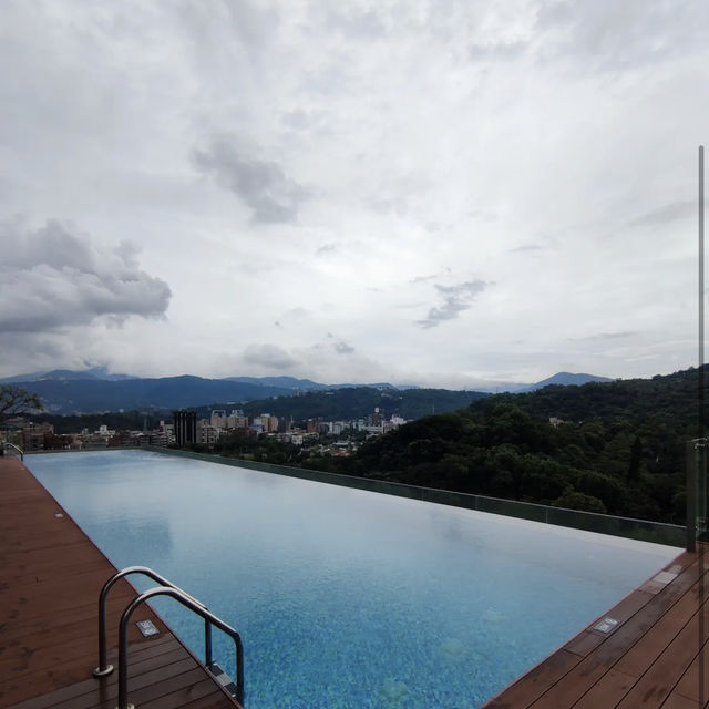 Renaissance Taipei Shihlin Hotel (士林萬麗酒店)