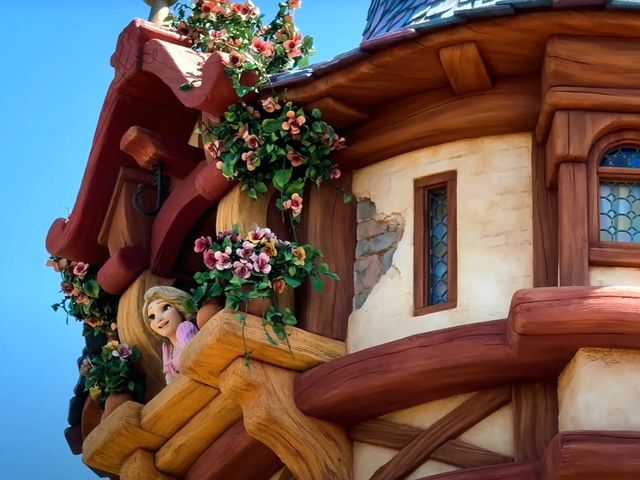 The Mesmerizing Fantasy springs in Tokyo Disney Sea