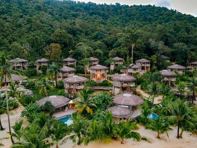 TreeHouse Villas