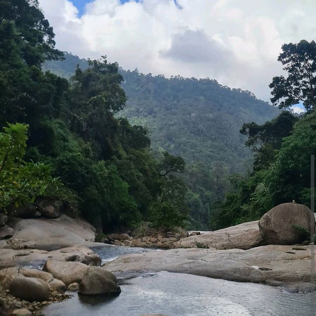 Bang Pae Waterfall & Gibbon Rehabilitation Center