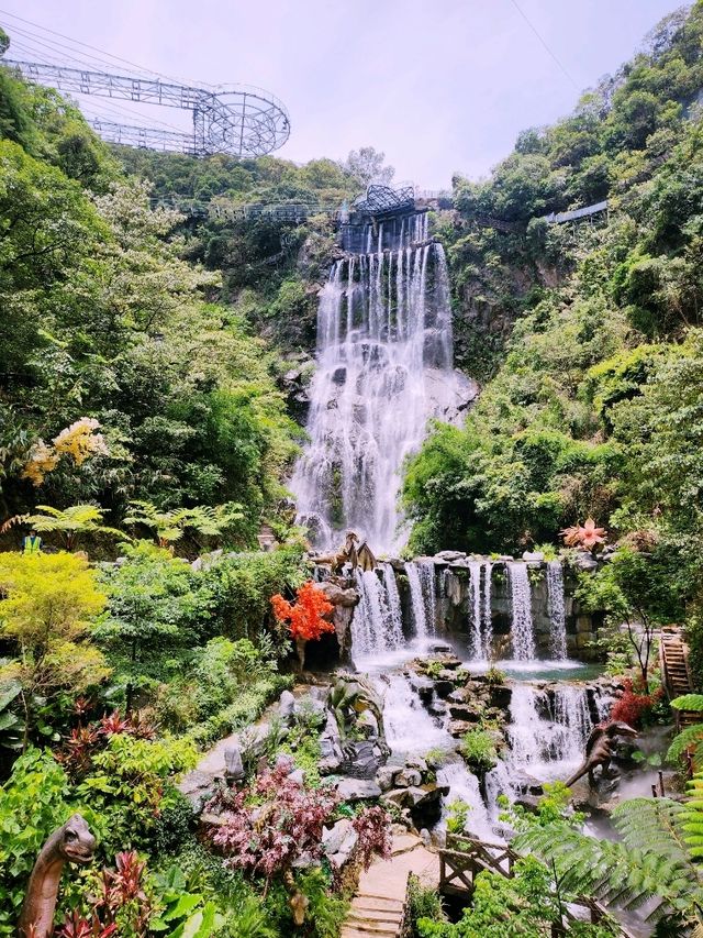 古龍峽，帶你回到恐龍時代