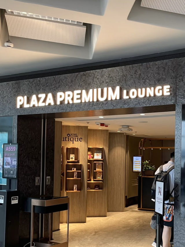 PLAZA PREMIUM LOUNGE  💕 香港機場貴賓室