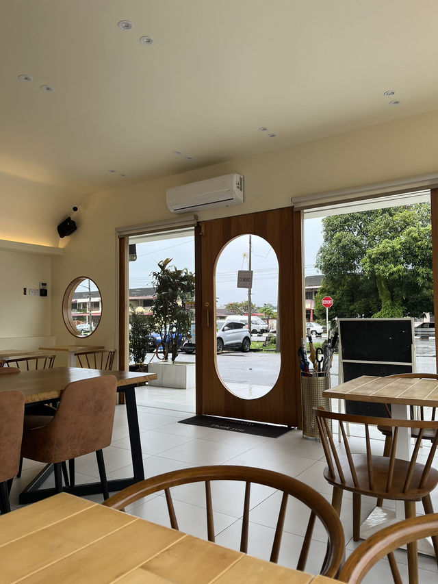 Perfect place for work and coffee 