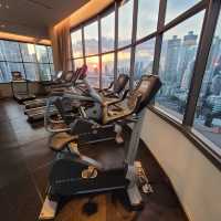 🌇 Chic Perks & Skyline Sips: Hyatt Place Bangkok Sukhumvit Delivers